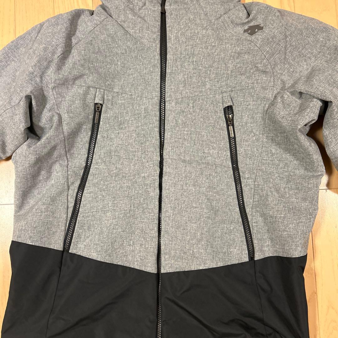 デサントDESCENTEメンズM上下　スキーウェア