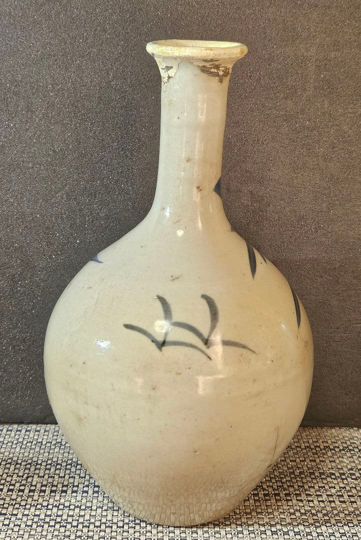 江戸時代中期　古伊万里　染付　パイナップル文様　果実文様　徳利　花入れ　茶道具