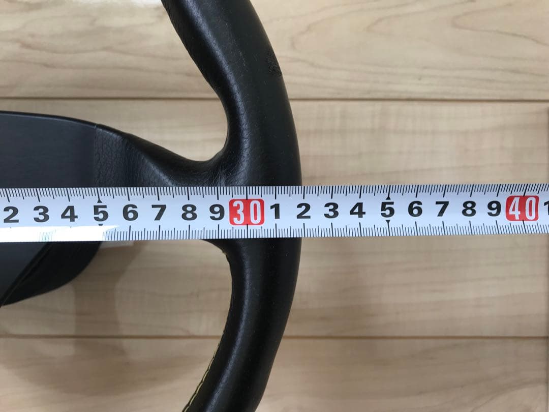 MOMO モモ　ベローチェ32センチステアリング