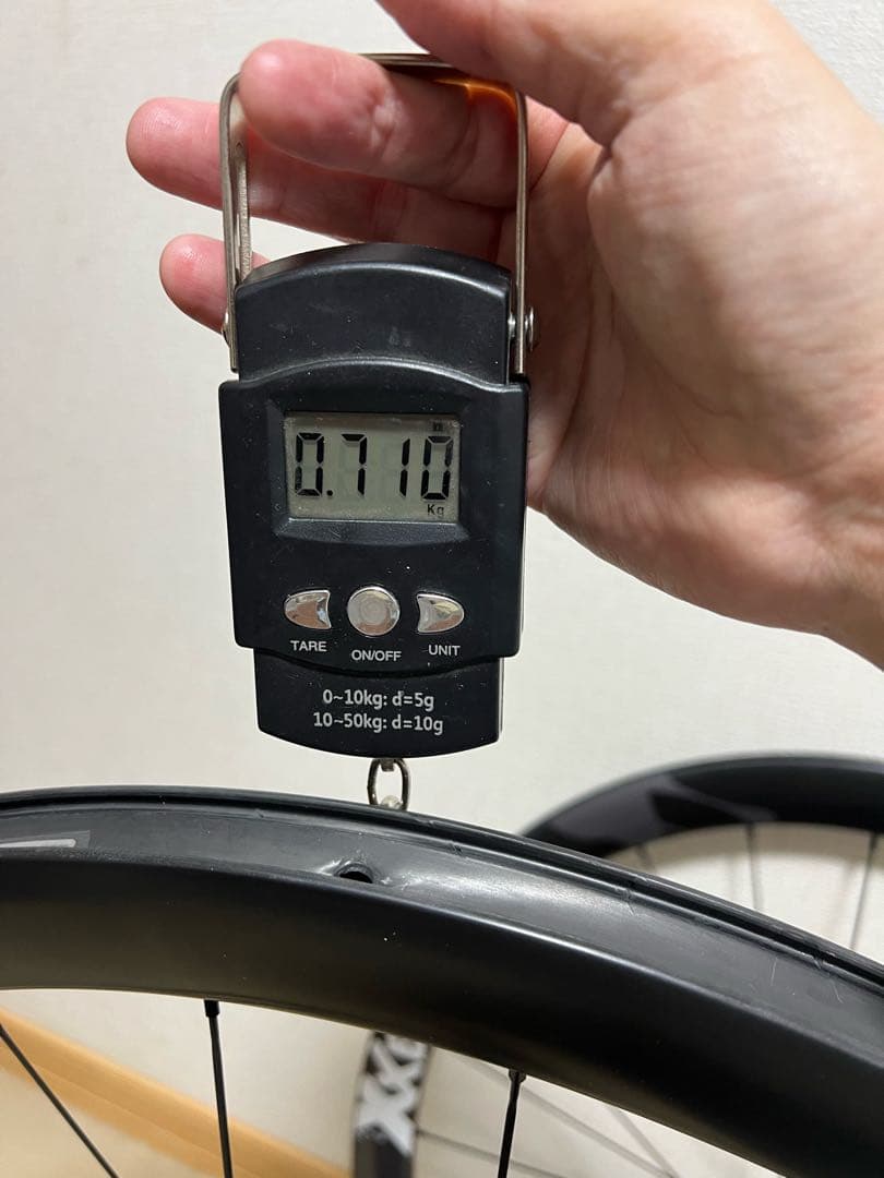 エライリー　カーボンホイール