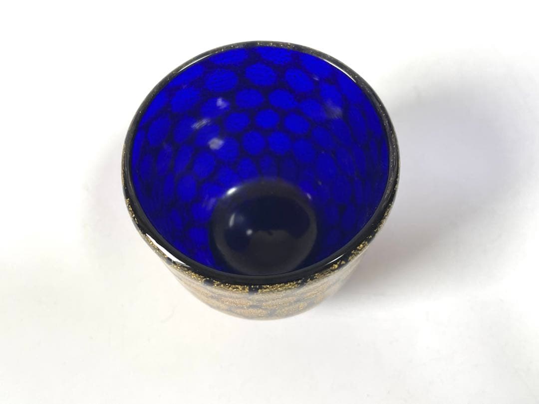 ガラス作家　岩田久利　ガラス　盃　ぐい呑　酒器　冷酒　硝子　金箔　箔入　共箱