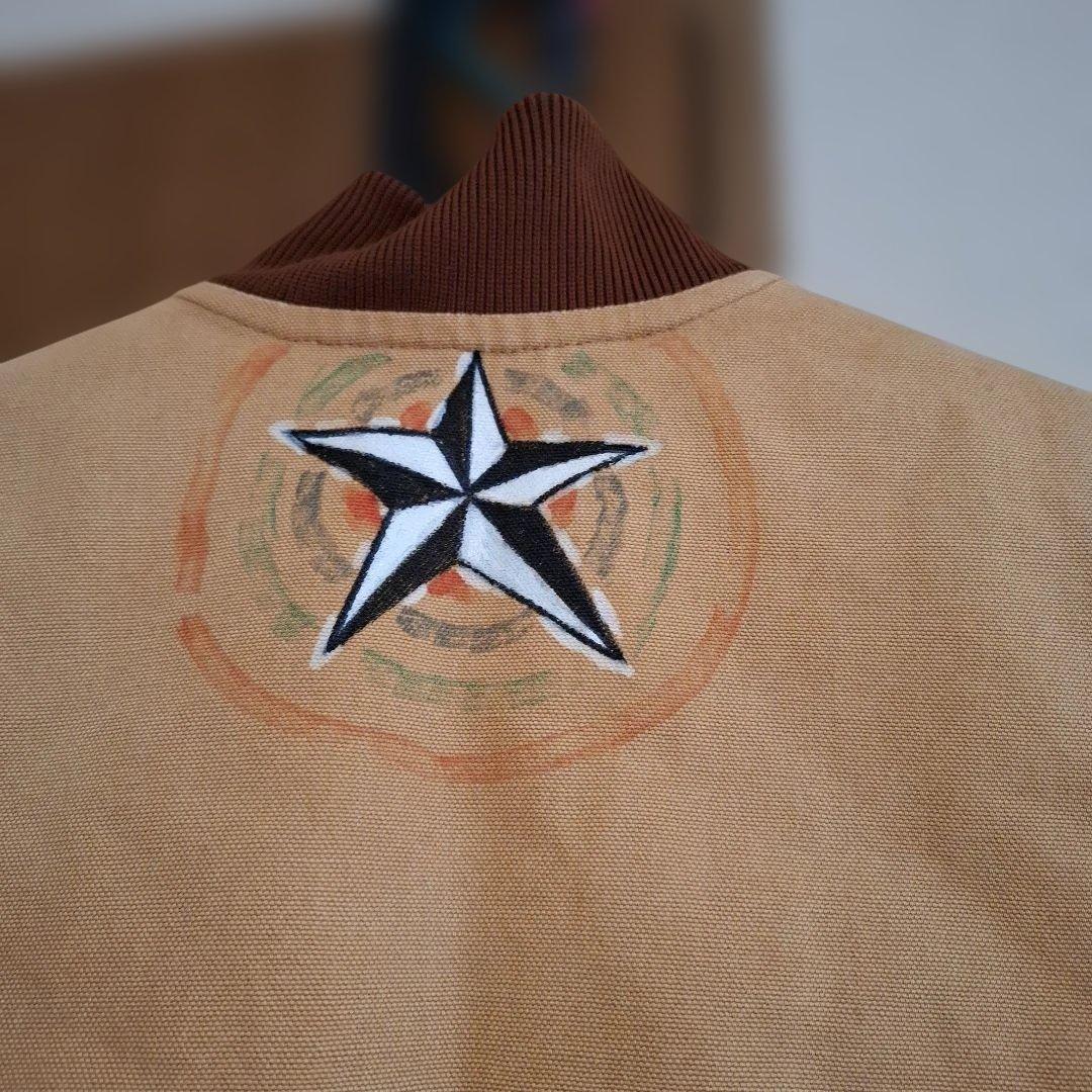 1*6様 カーハート　タトゥー風　落書き　ダック地ベスト　M