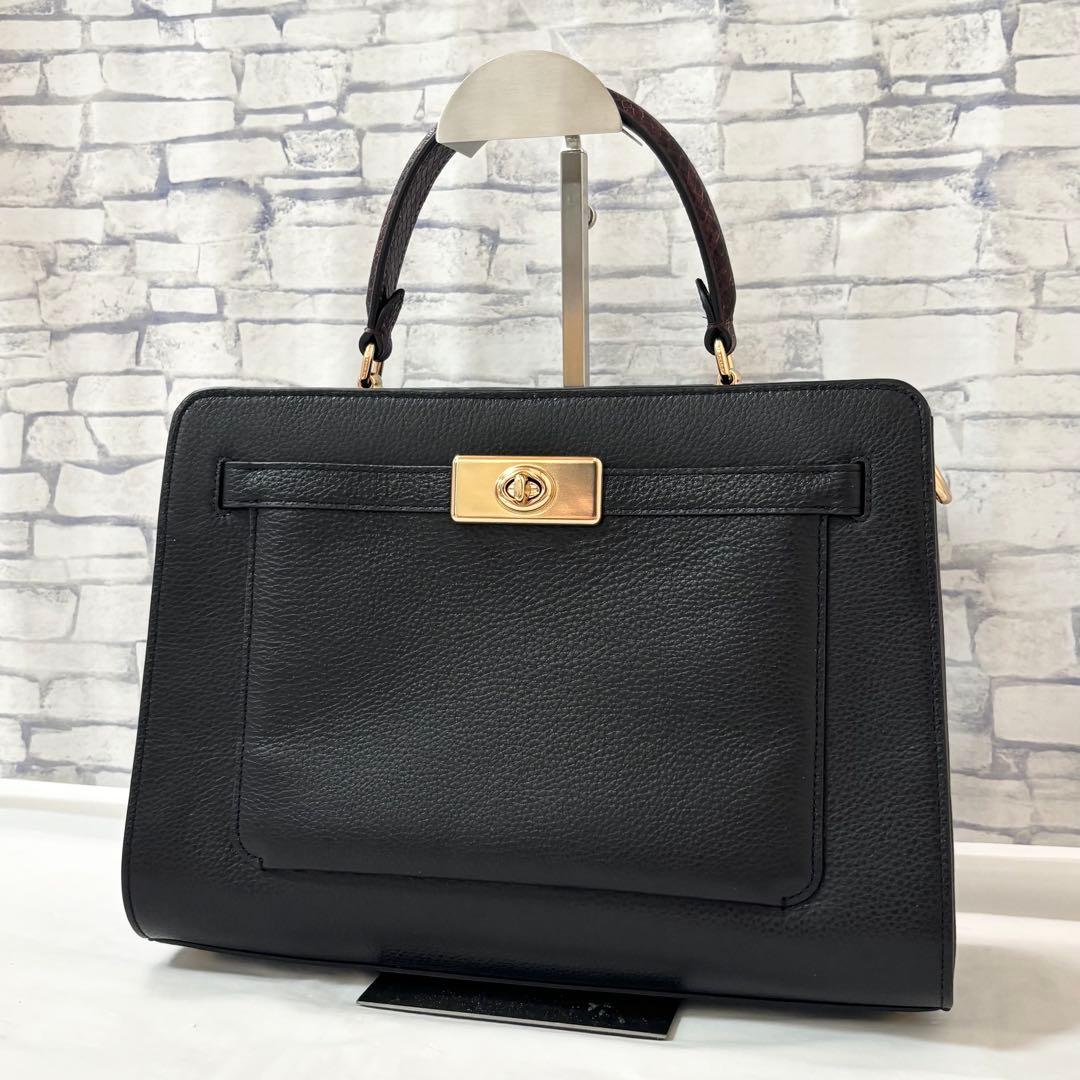 未使用級✨COACH コーチ・2wayバッグ レザー ターンロック ブラック