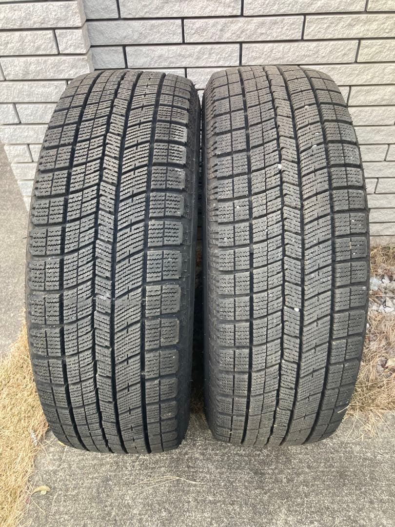 ノア NOAHヴォクシーVOXY 205/60R16 スタッドレス