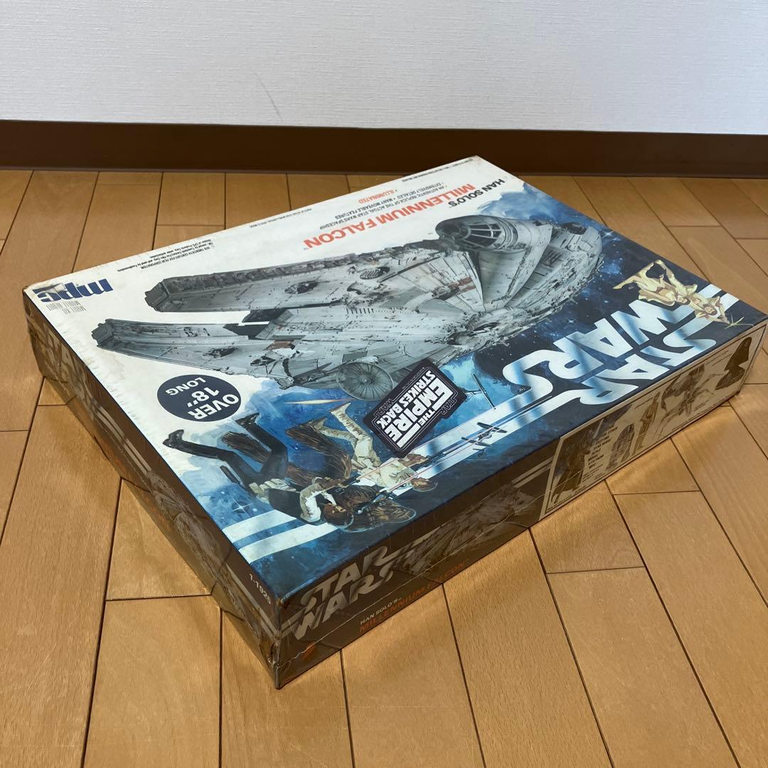 ミレニアム・ファルコン　mpc 未開封