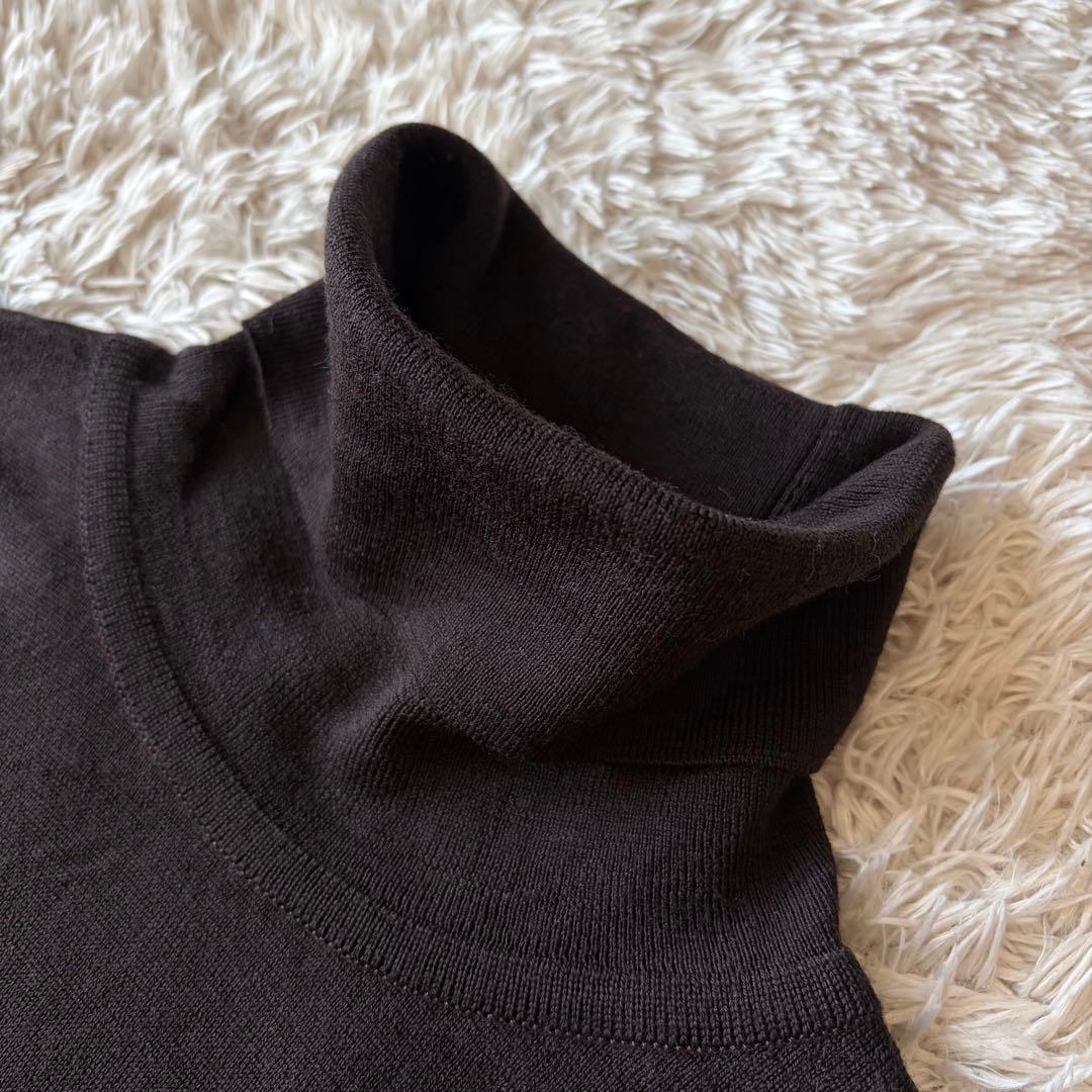 ジョンスメドレー JOHN SMEDLEY タートルネックウールニット F 茶