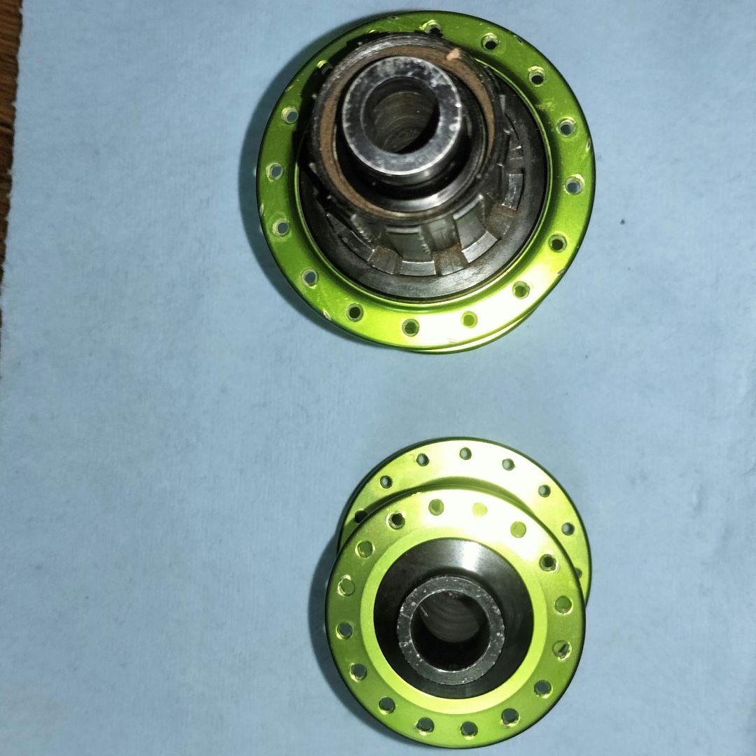 INDUSTRY NINE TORCH ハブセット グリーン