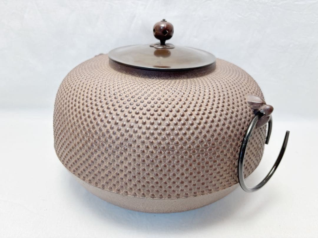 ほぼ未使用 茶道具 釜師 佐藤 浄清造 霰地紋 平丸釜 釜印 釜鐶付 栞 共箱