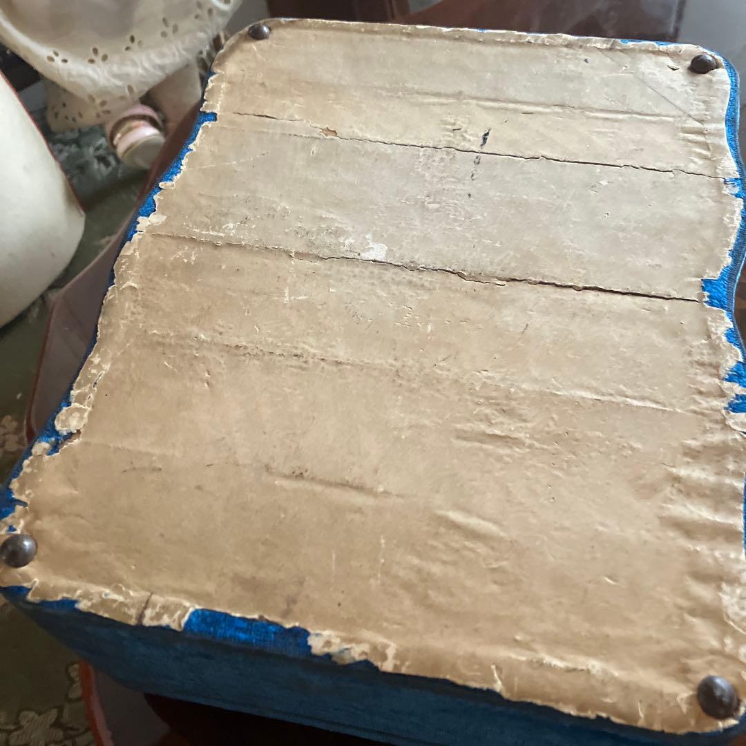 フランスアンティークソーイングボックス　メルスリーボックス　ジュエリーボックス