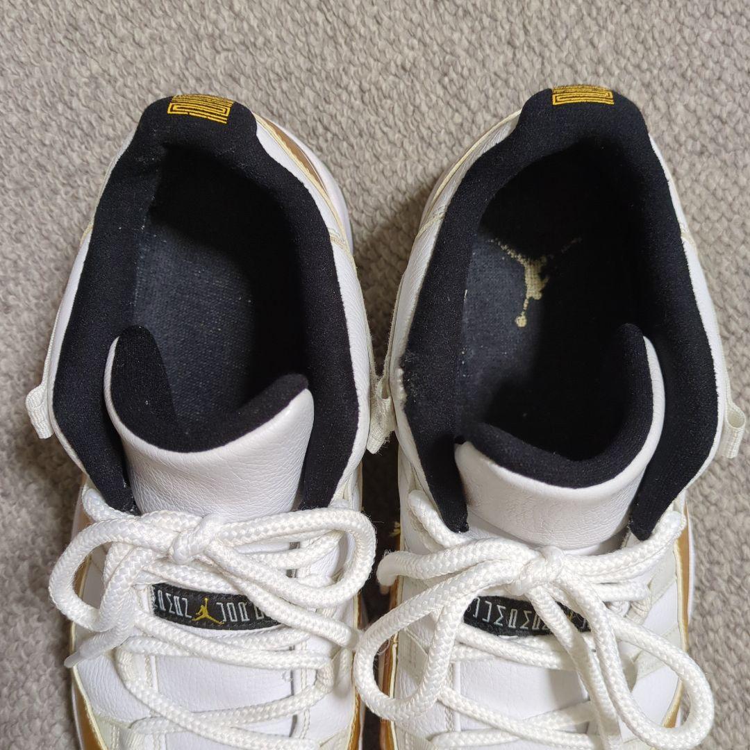 エアジョーダン 11 レトロLOW ローカット シューズ ホワイト/ゴールド