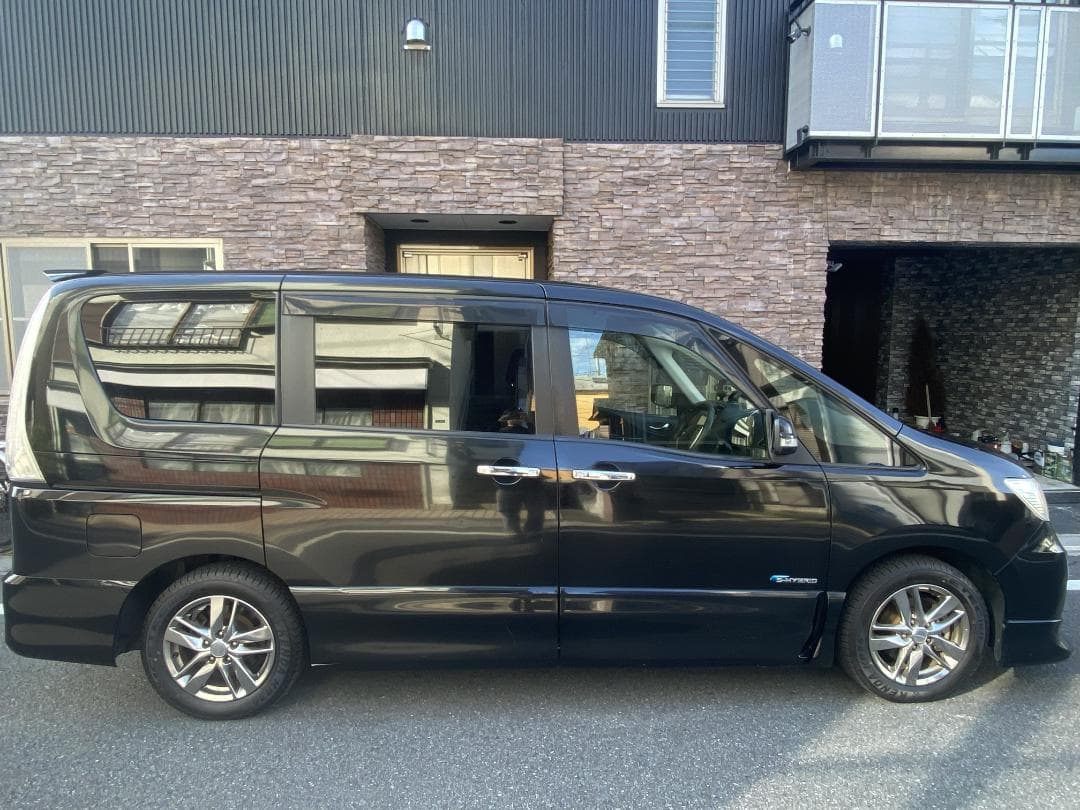 シンデレラ　 セレナライダー　Sハイブリッド　車検8年9月