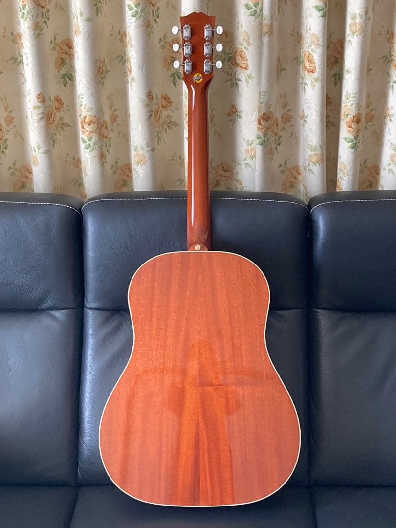 Gibson J-50 Historic Collection 2005年製