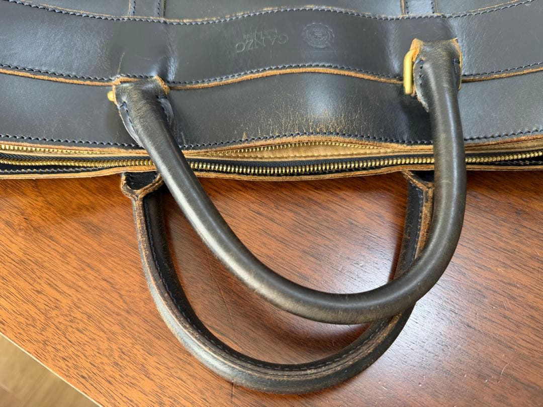 ガンゾ　GANZO ネイビー レザー ビジネスバッグ