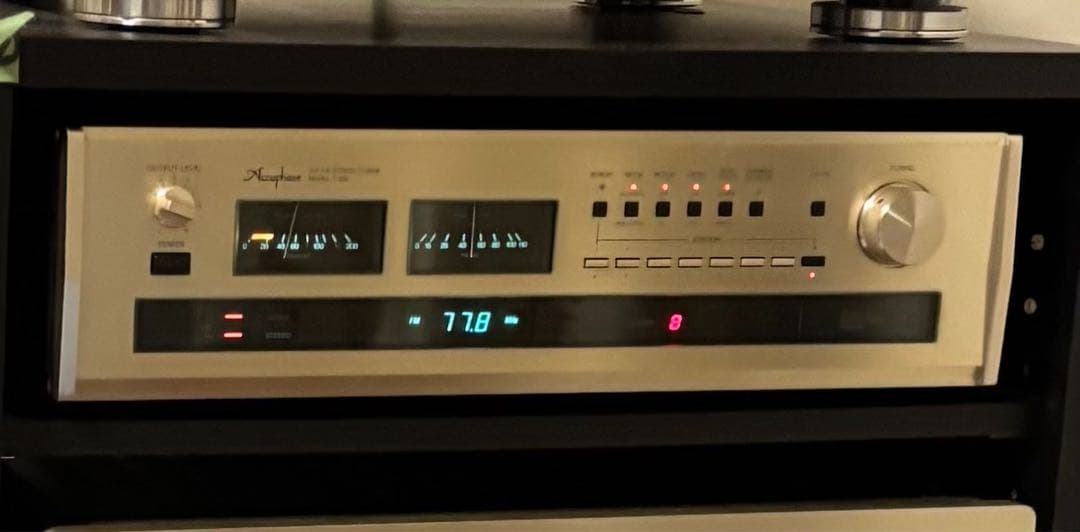 Accuphase アキュフェーズ、T-106 FM/AMチューナー