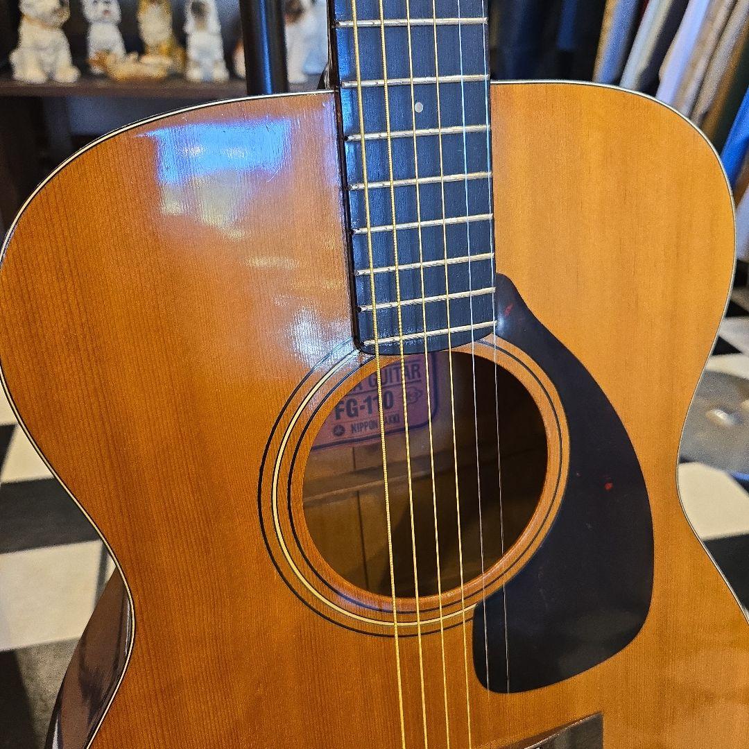 希少 赤ラベル YAMAHA FG-110 アコースティックギター ビンテージ