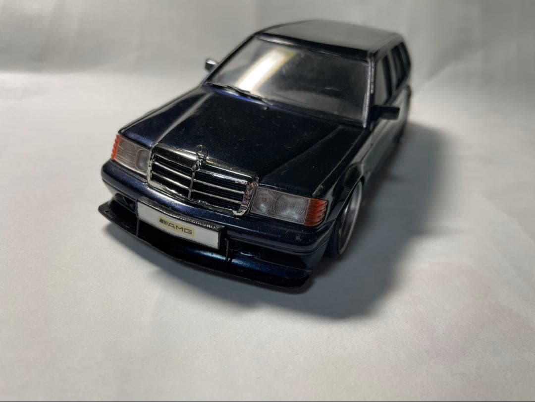 1/24 メルセデスベンツエボリューションIIワゴンの完成品(部品不足あり)