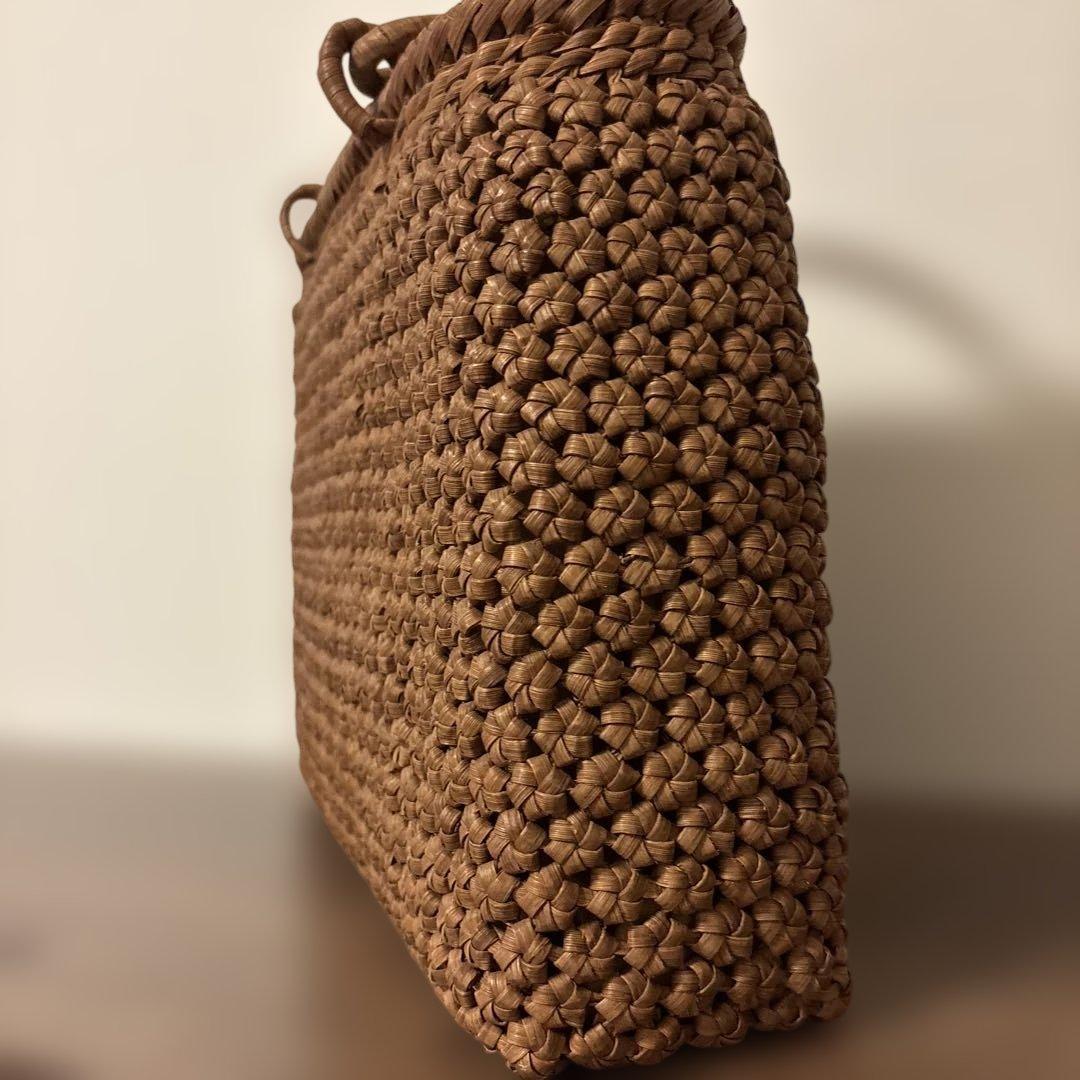 山葡萄かごバッグ極小花結び花編み