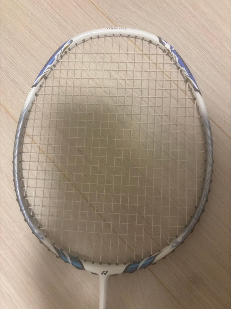 YONEX　ボルトリック60　4UG5