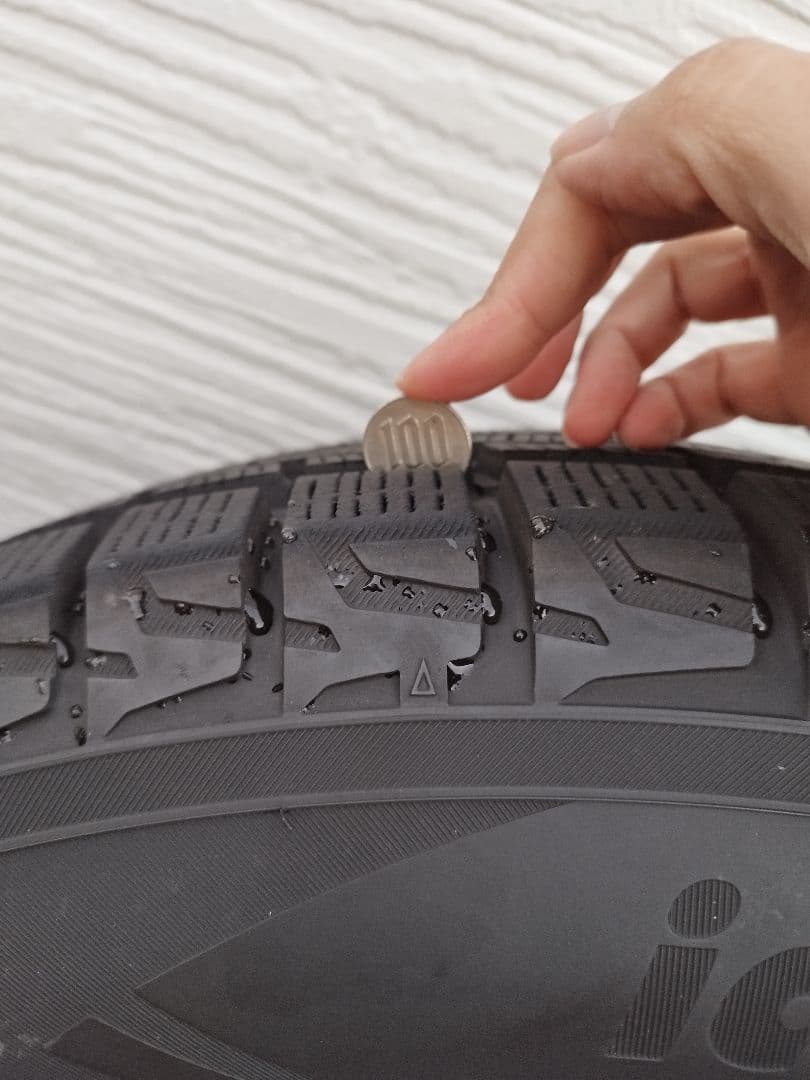 ドログバ ランドクルーザープラド スタッドレス 4本！