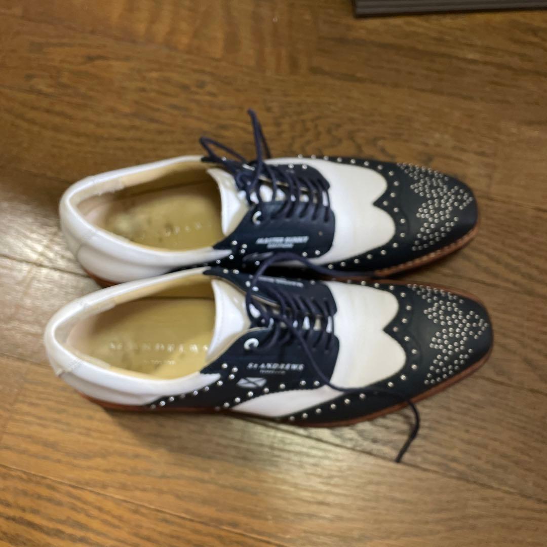 スタッズ付きレザーゴルフシューズ