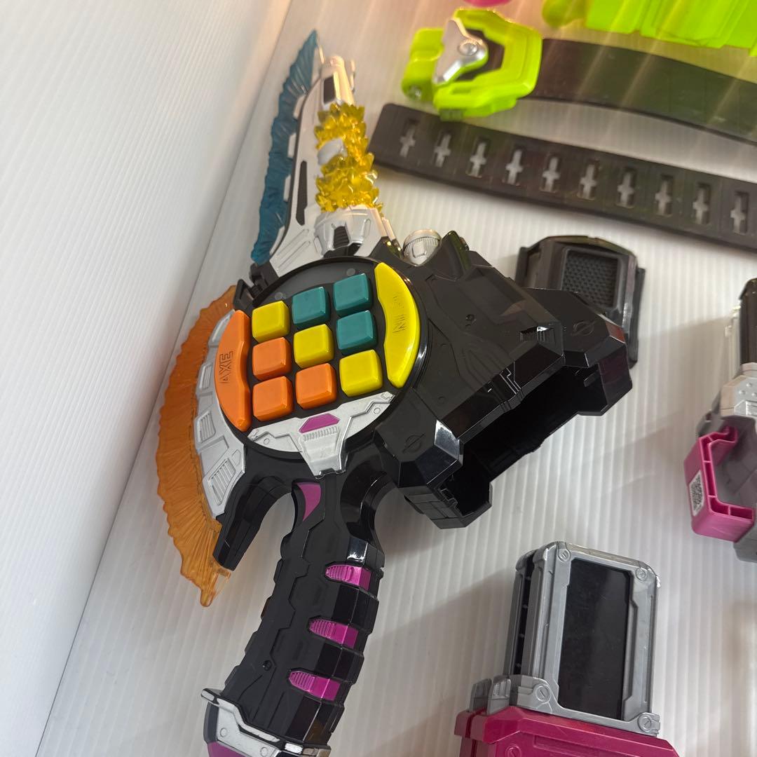 仮面ライダーエグゼイド　DXゲーマドライバー　& ガシャット　セット　♫