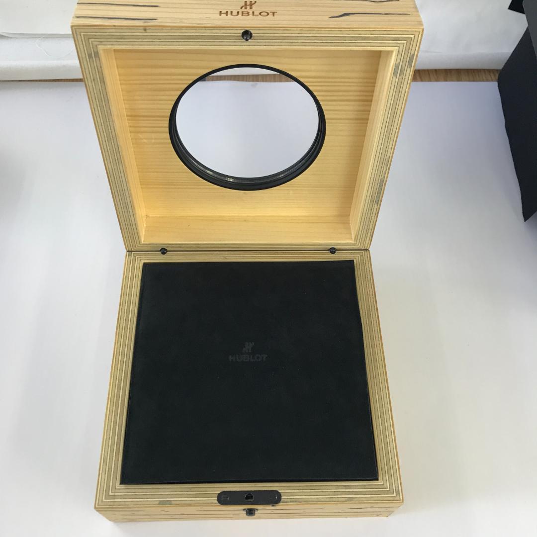 ⭐️正規品HUBLOT ウブロ 純正ボックス 箱 外箱・内箱セット