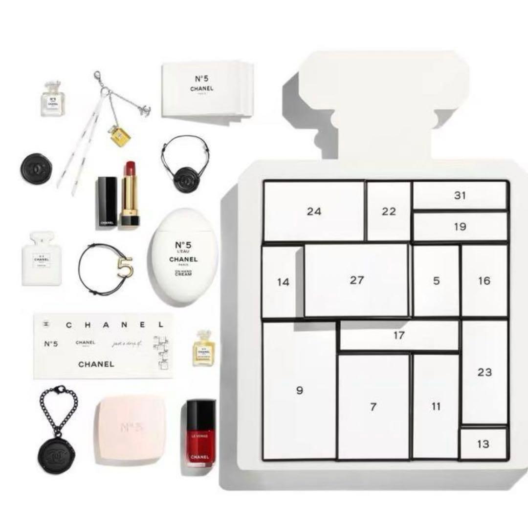 CHANEL アドベントカレンダーN°5ザ・カレンダーシャネル2021特別限定品