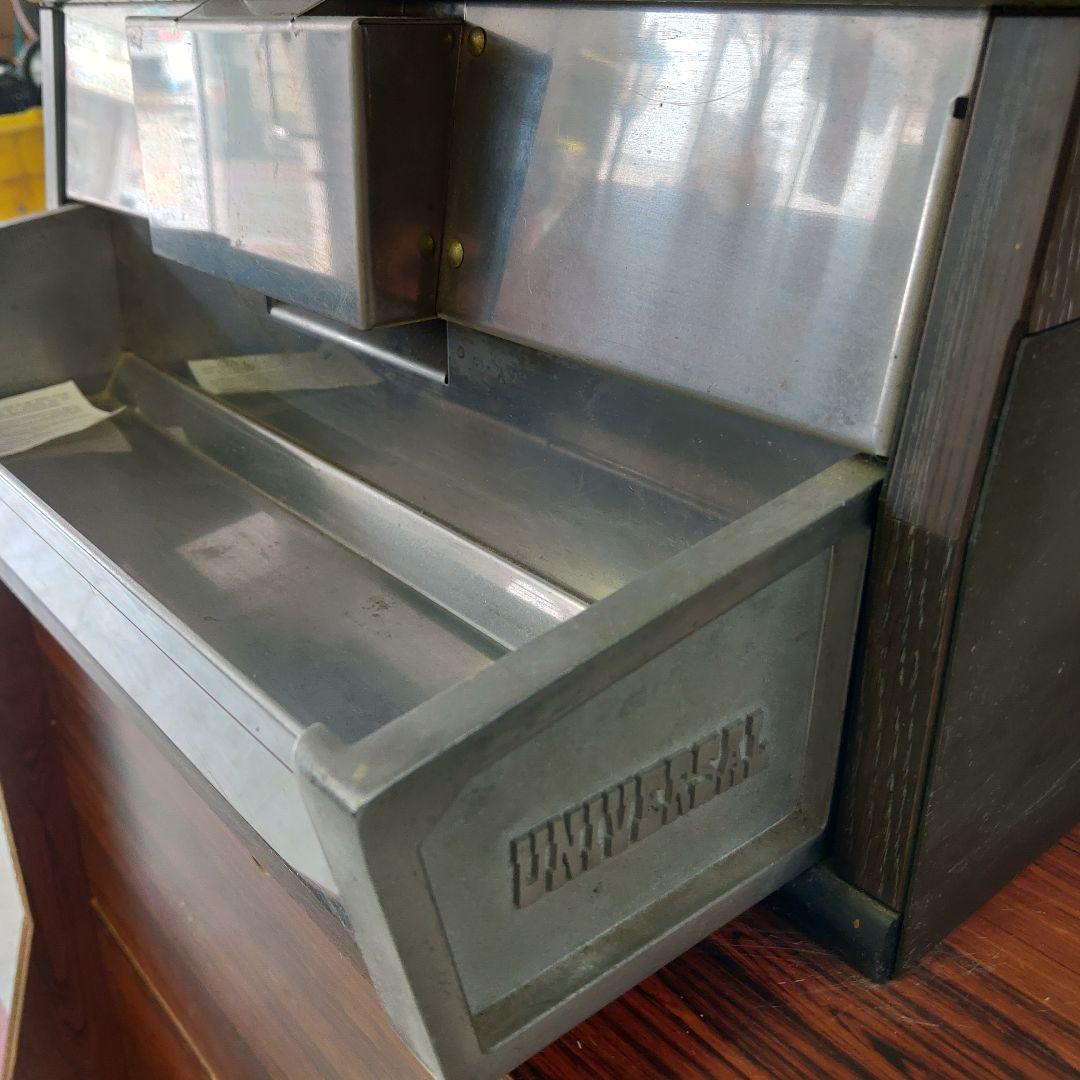 vintage UNIVERSAL スロットマシン TAITO当時物 屋内用