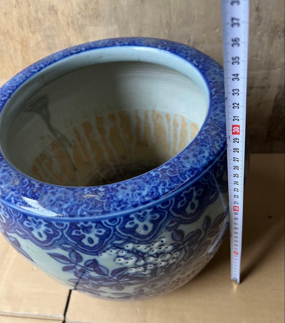 青白花柄陶器火鉢