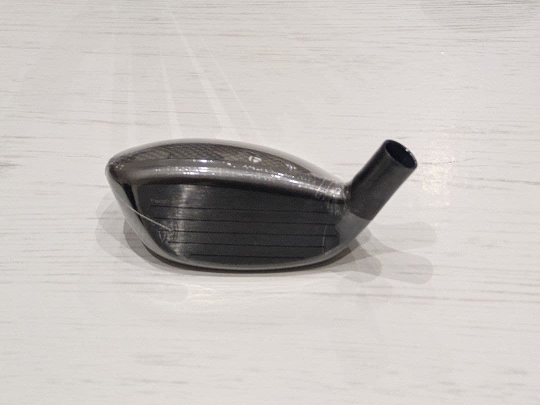 日本正規品 テーラーメイド Qi35 レスキュー ＃5 ヘッド＋ヘッドカバー