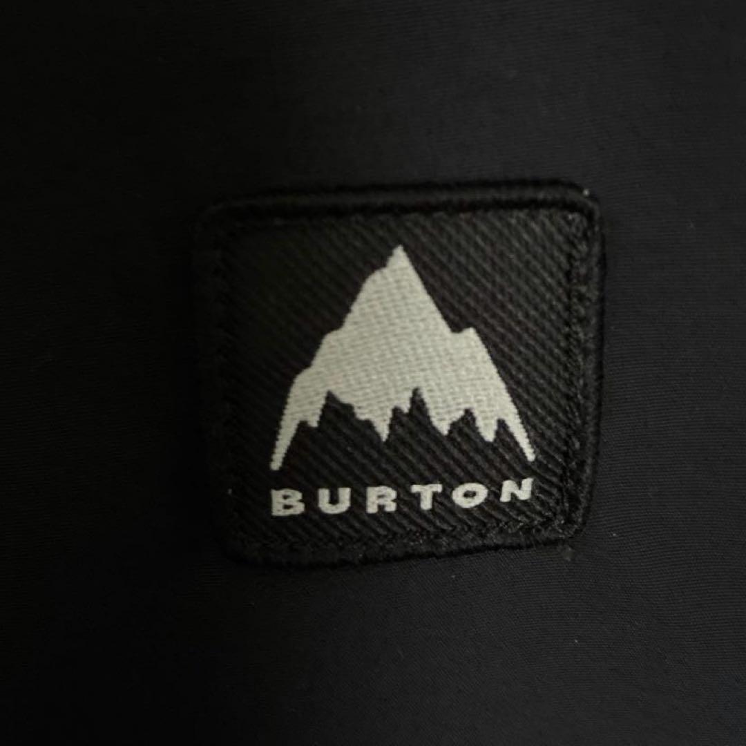 BURTON子ども用スノーボードウェア 上下セット宇宙柄黒　S M