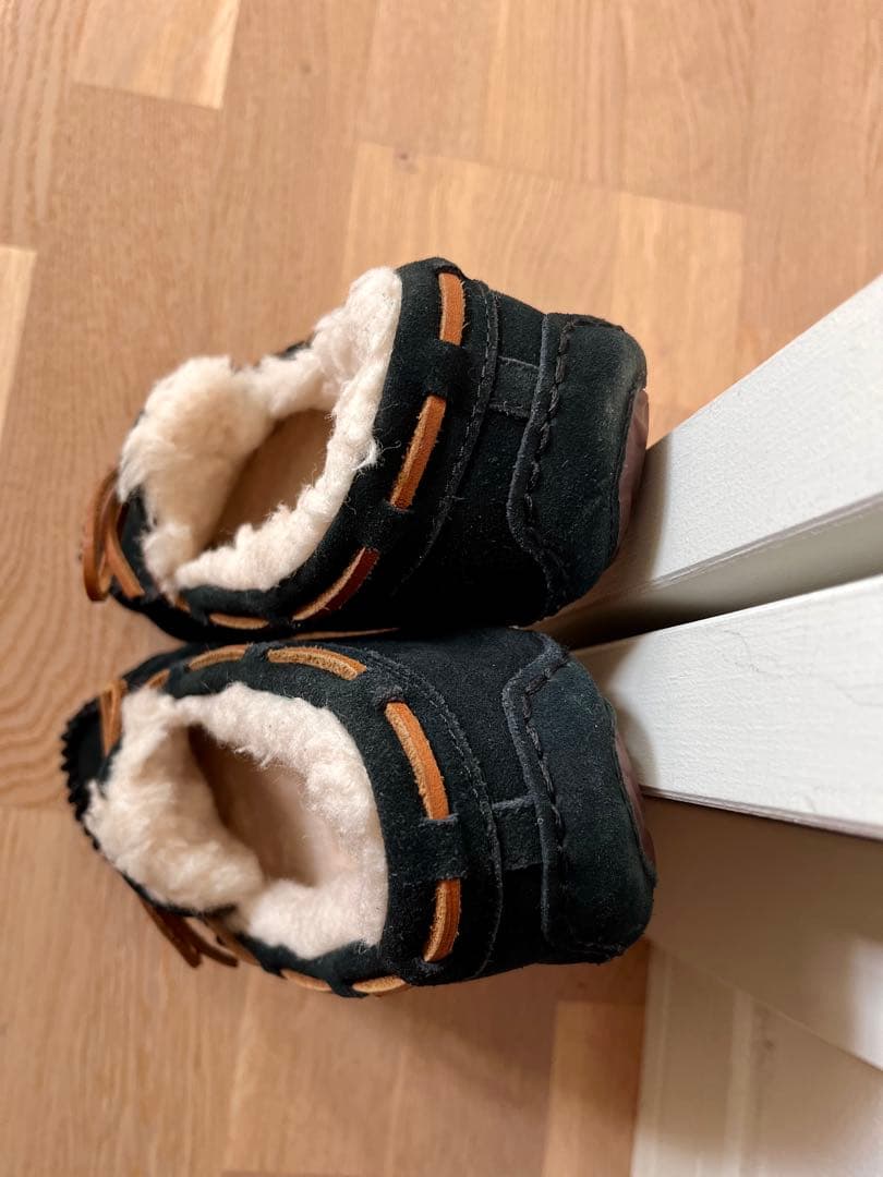 UGG ブラック モカシン　超美品
