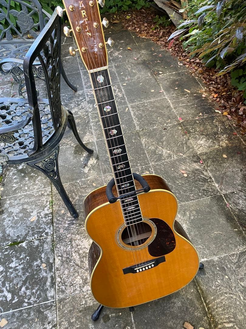 【C.F.Martin & Co.】J-40 縦ロゴ / 極めて美品【希少】