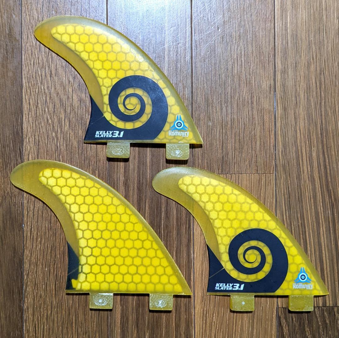komunity Kelly Slater 3.1トライフィン セット　FCS