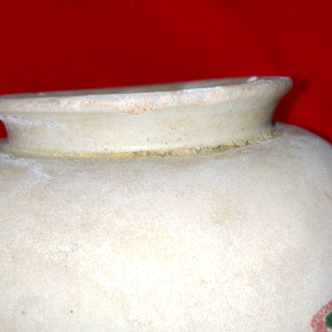 宋赤絵牡丹文壺。