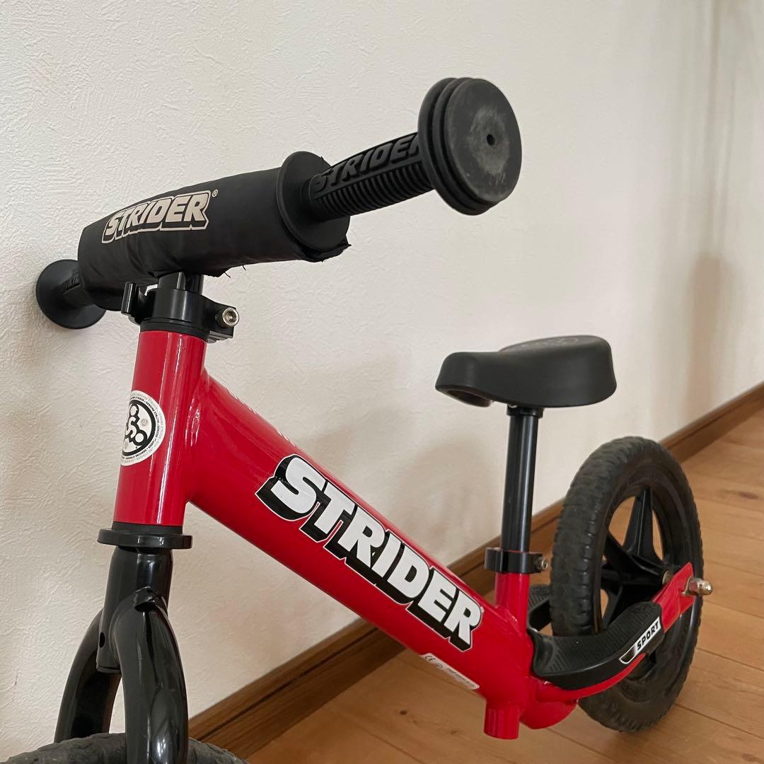 STRIDER バランスバイク 12インチ レッド　箱あり