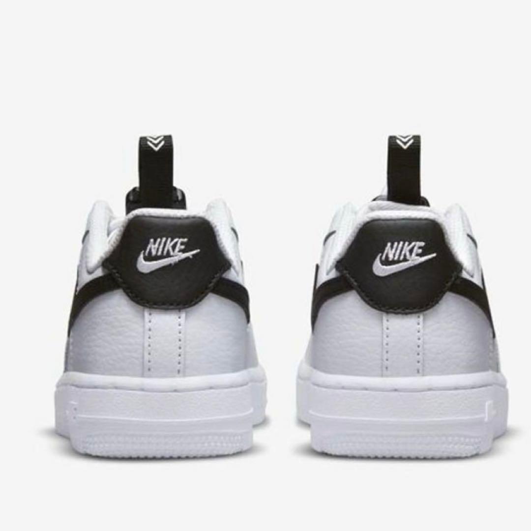 スニーカー NIKE