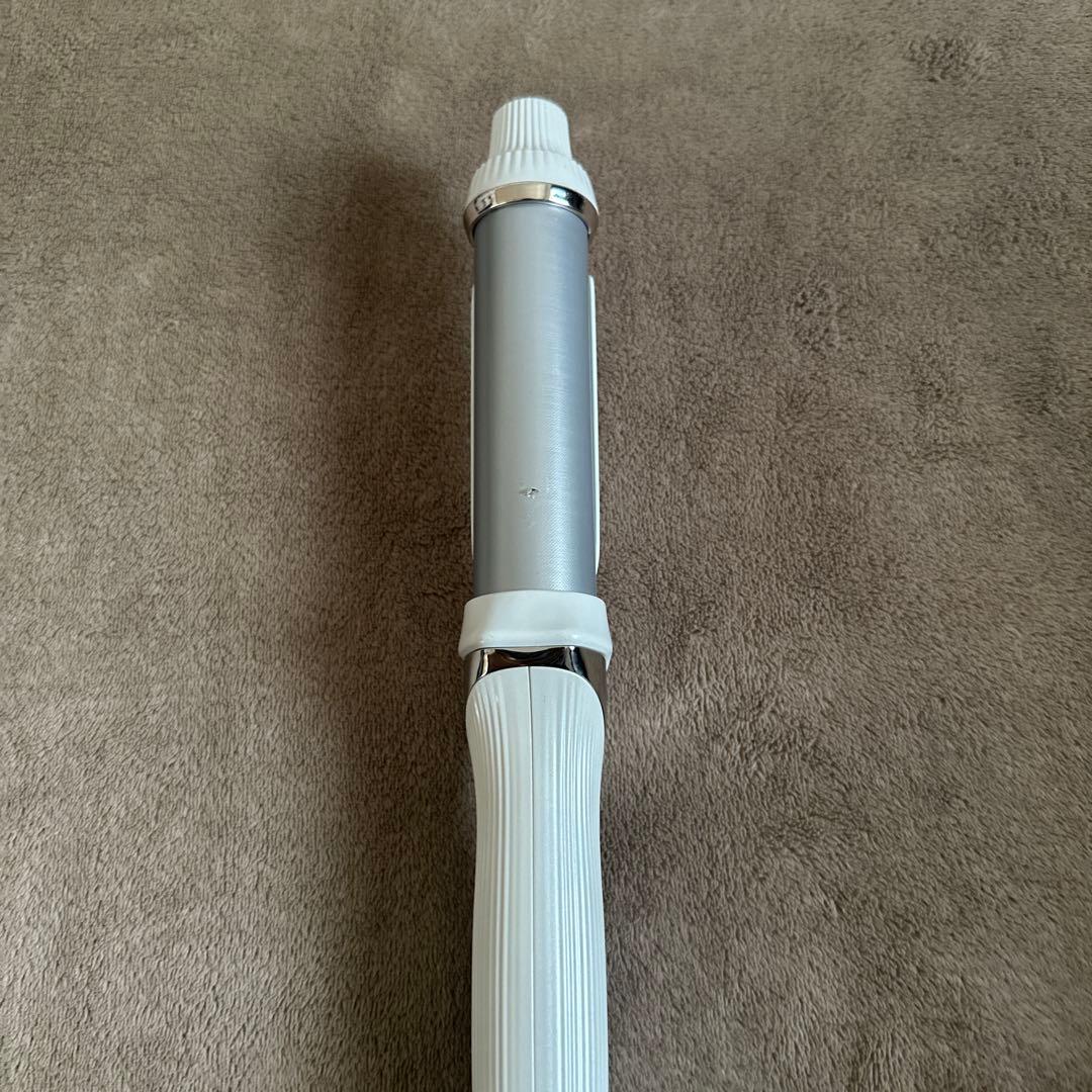 リファ　Refa ホワイト　カールアイロン 38mm 箱無し　値下げ済