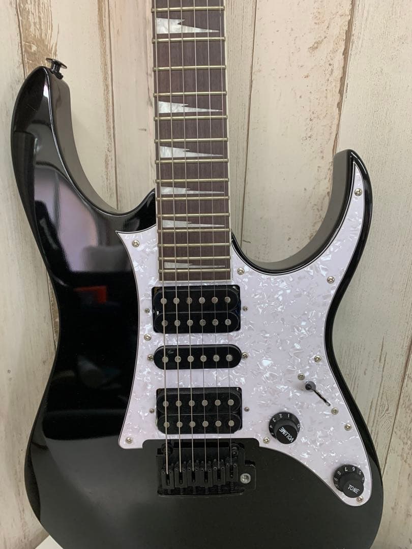 Ibanez エレキギター 黒　ブラック