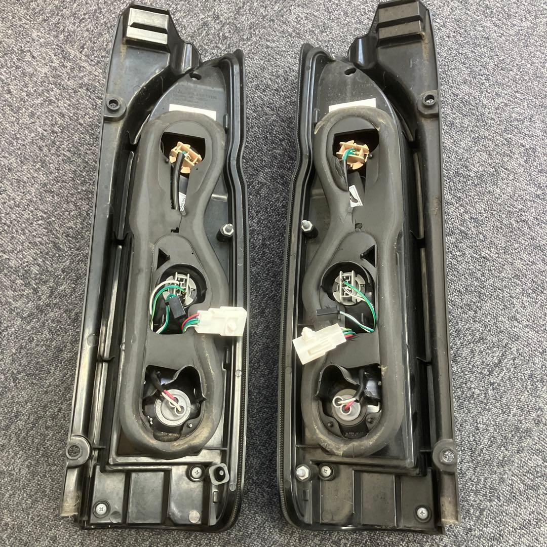 ハイエーステールランプFLEX煌RED左側（別売りも対応してます。）