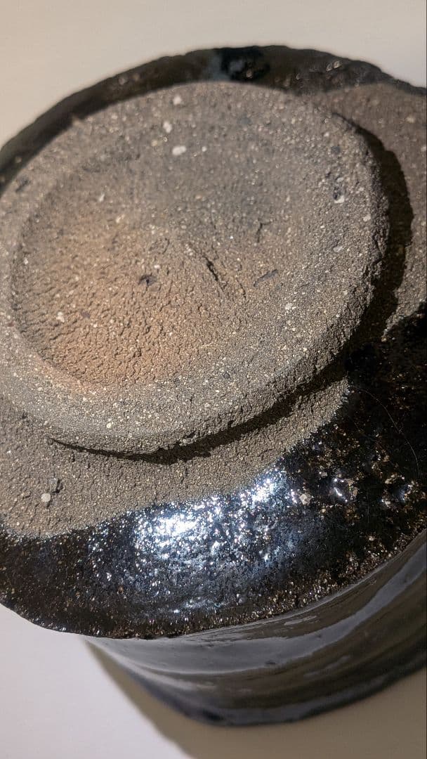 『丸田宗彦』黒牟田焼　唐津引出黒茶碗　内田皿屋窯　共箱共布　茶道具