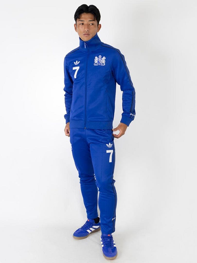 adidas originals マンチェスターユナイテッド　ジャージセット