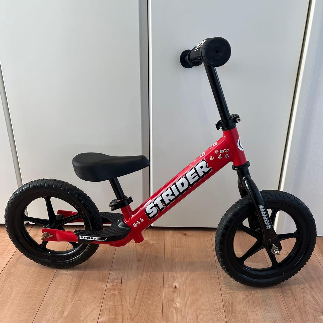 STRIDER ストライダー　sport 12インチ レッド