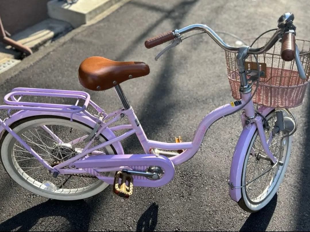 美品　ダイワサイクル　女の子　シルバーリング　キュート　20インチ　パープル