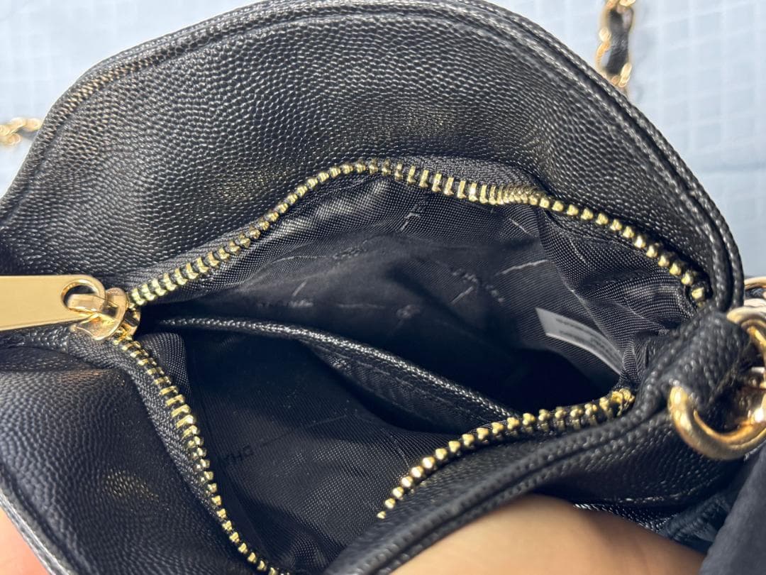 ✨新品・未使用ブラック キルティング ミニショルダーバッグdsa