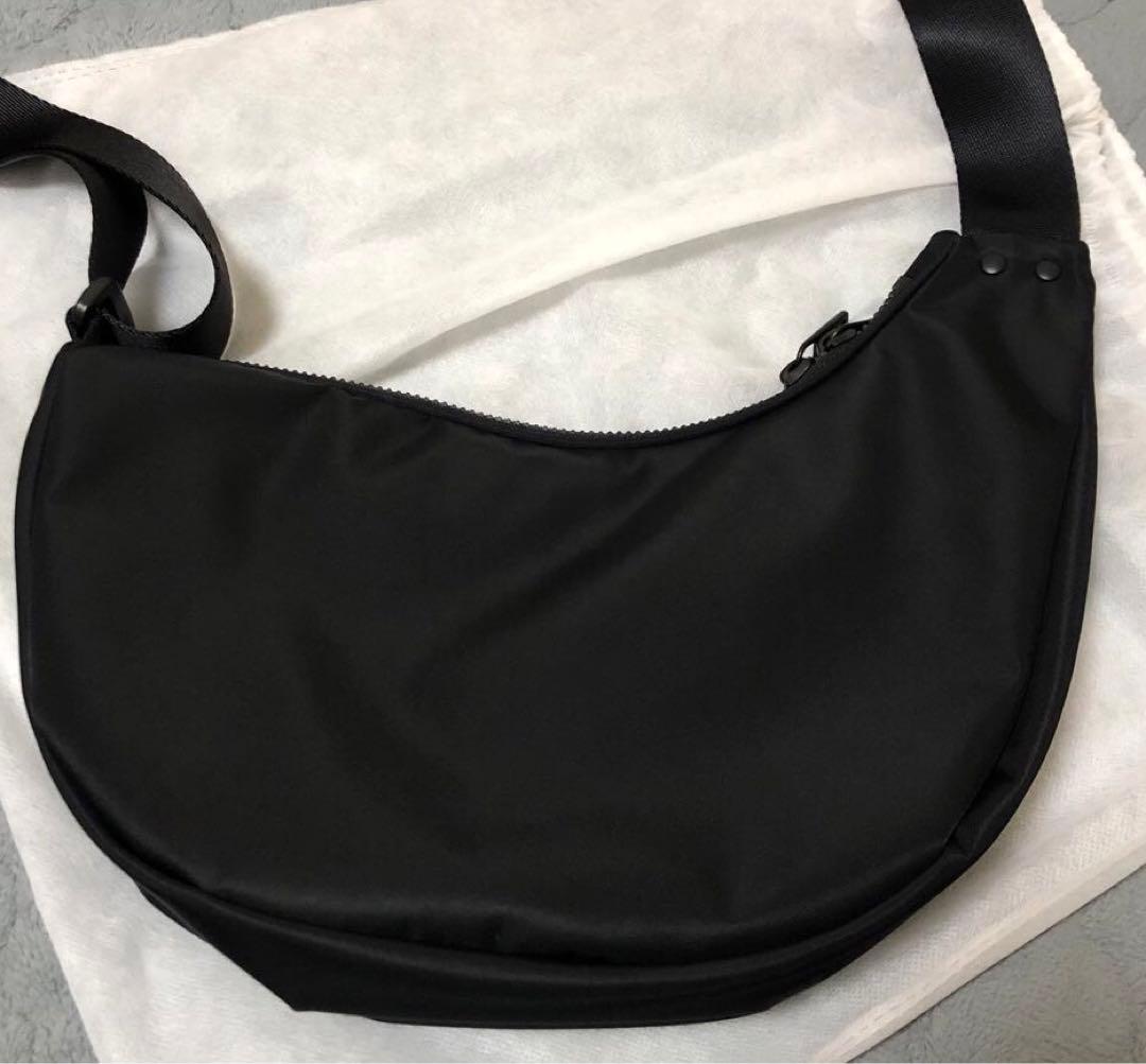 Onitsuka Tiger メッセンジャーバック　ブラック