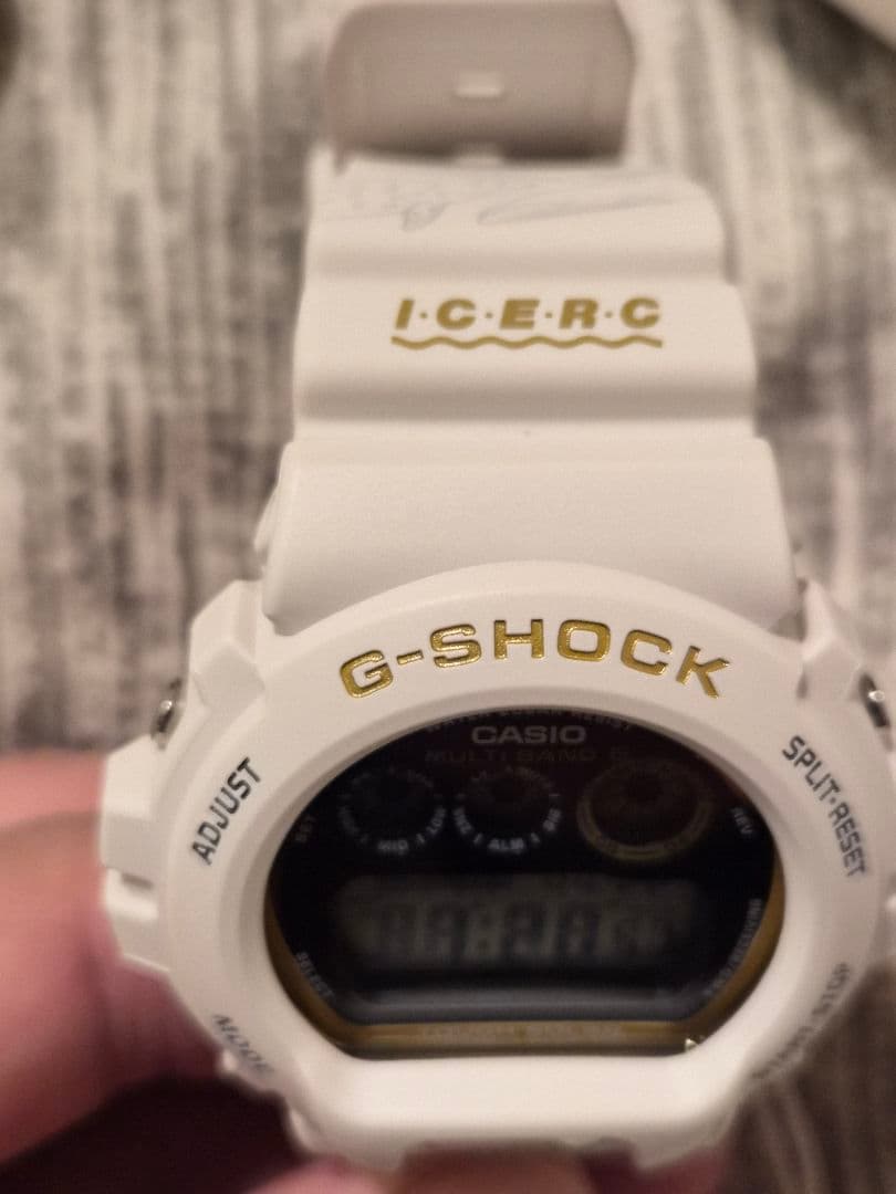 CASIO G-SHOCK イルクジ30周年記念モデル GW-6904K-7JR