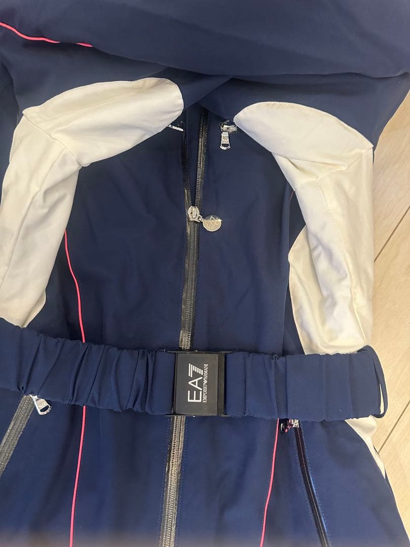 EA7 EMPORIO ARMANIスキーウェア上下