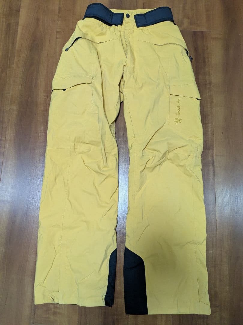 中古》ゴールドウィン　ユニセックスウェア　ジャケットM、パンツMのＬ丈