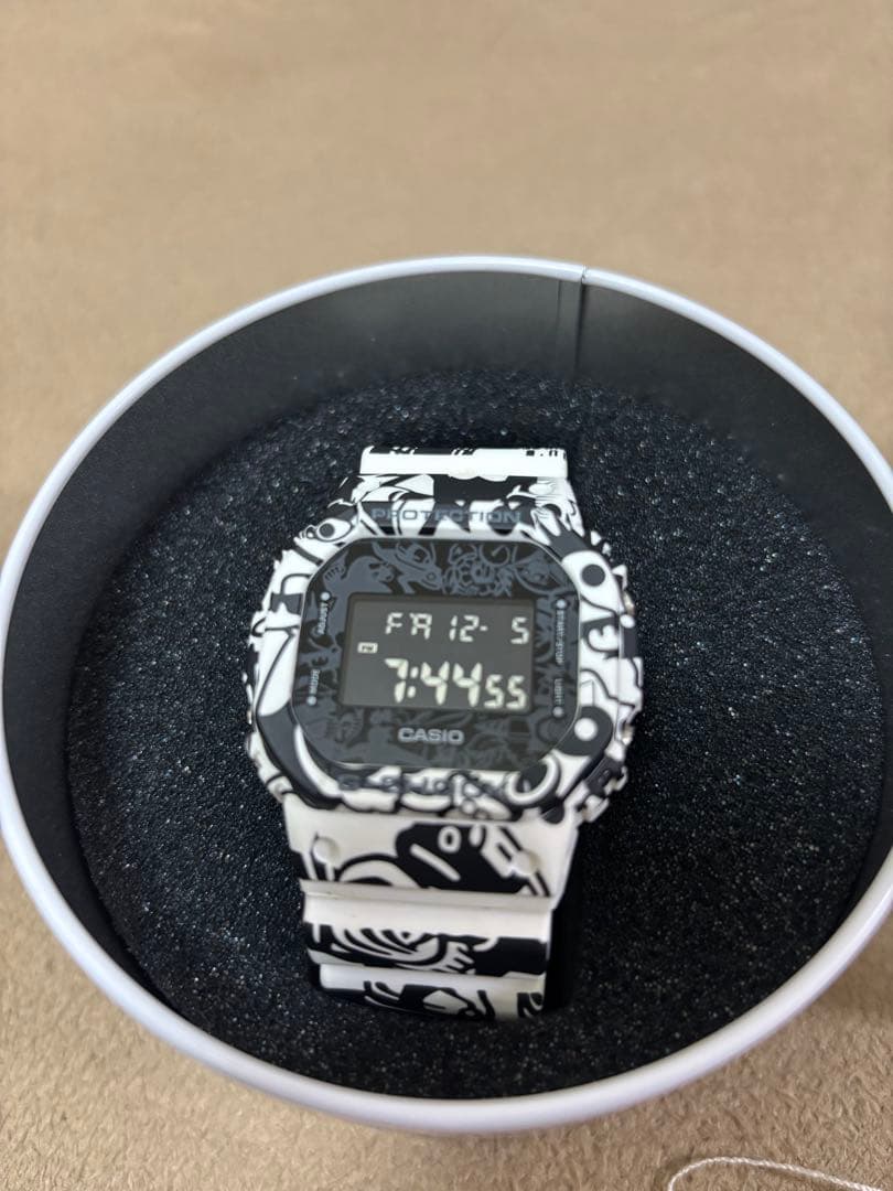 時計 DW-5600GU-7JR